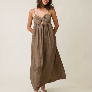 Line & Dot Maxi Dress